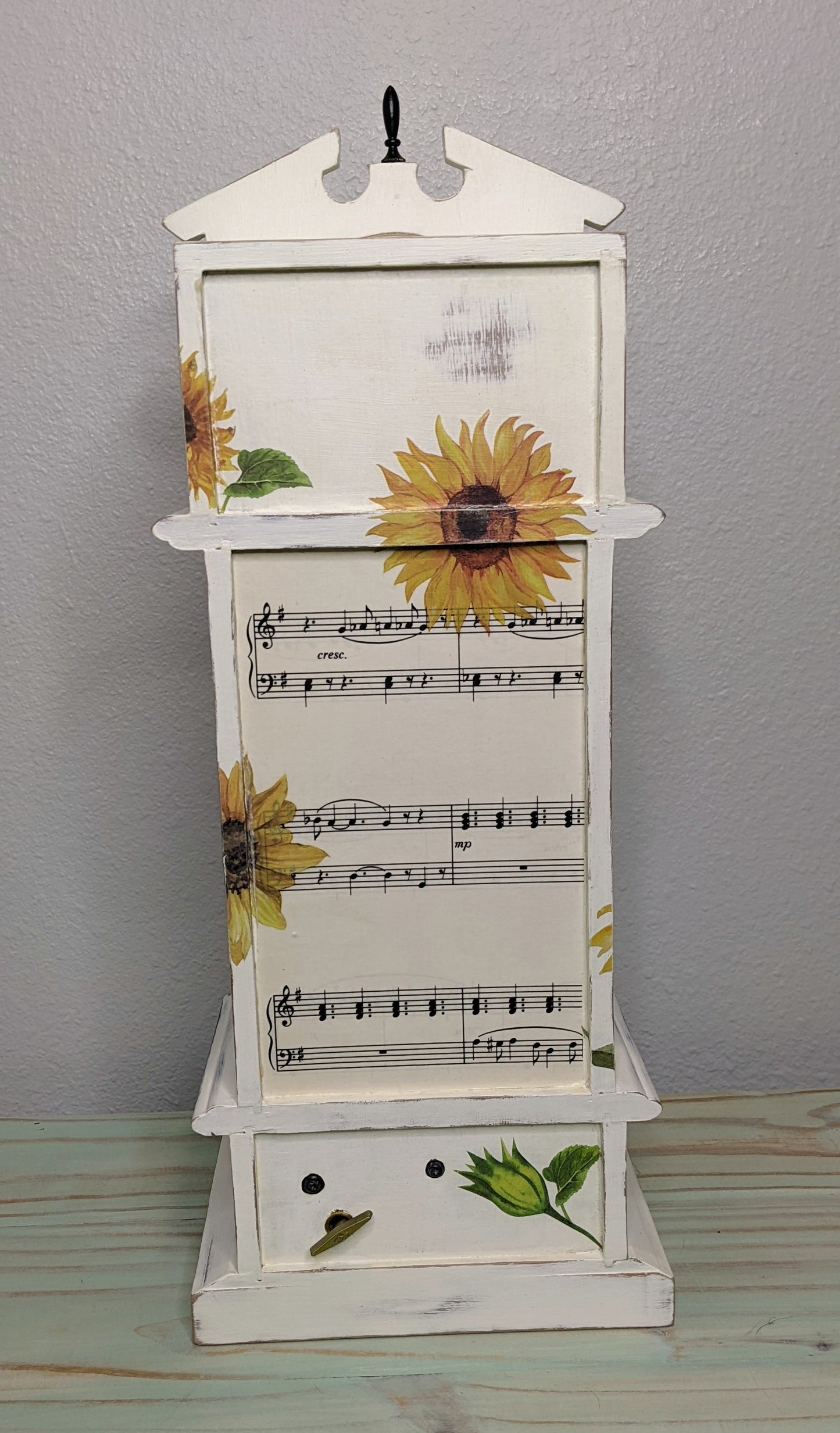 Upcycled music Jewelry box